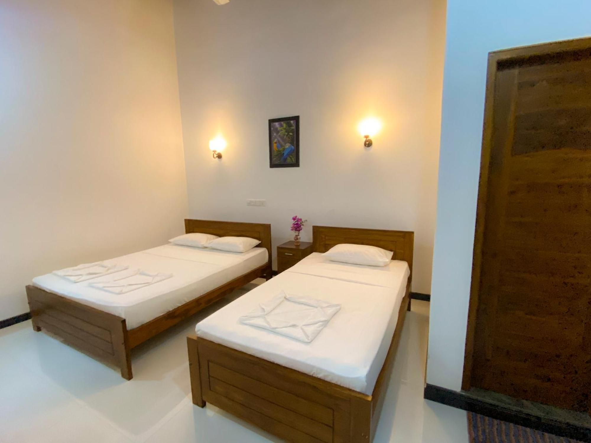 Yala Safari Green Home Stay ทิซซามาฮารามา ภายนอก รูปภาพ